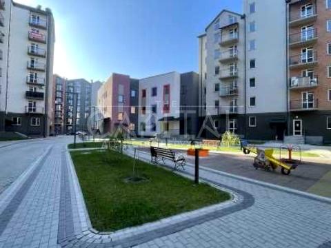 комерційна за адресою Броварський, 10