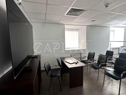 комерційна за адресою Тараса Шевченка бульв., 2