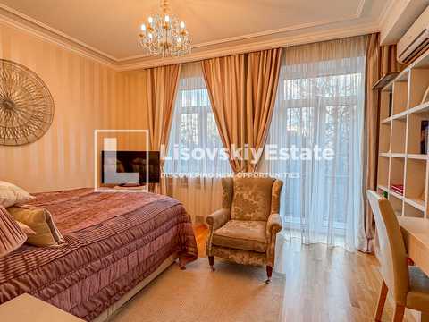 квартира за адресою Академіка Богомольця вул., 3