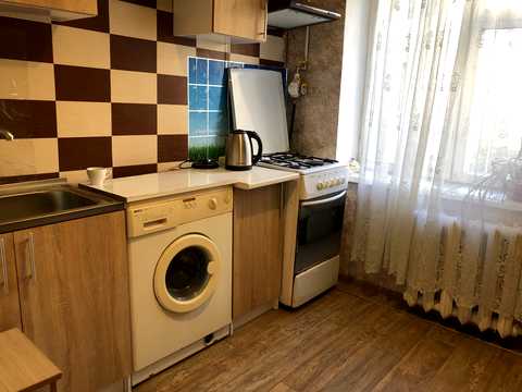 квартира за адресою Верховинна вул., 80