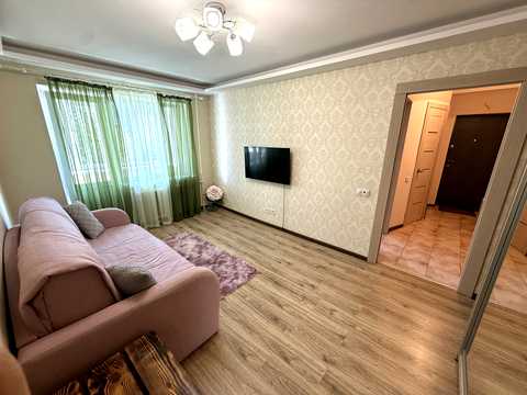 квартира за адресою Олександра Довженка вул., 12