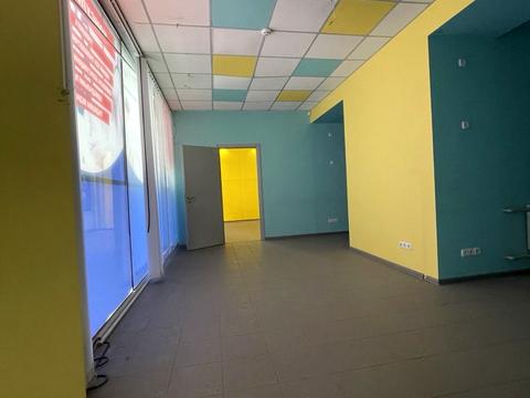 коммерческая по адресу Науки просп. (Ленина), 25