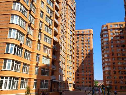 квартира за адресою Олександра Свіща вул. (Середня), 24