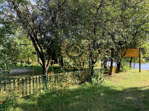будинок за адресою Вишнева вул., 35