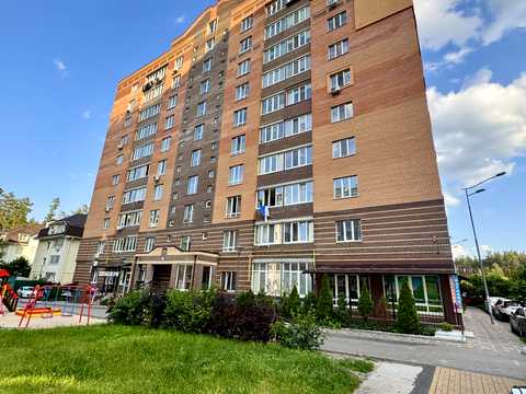 комерційна за адресою Лісова вул., 46