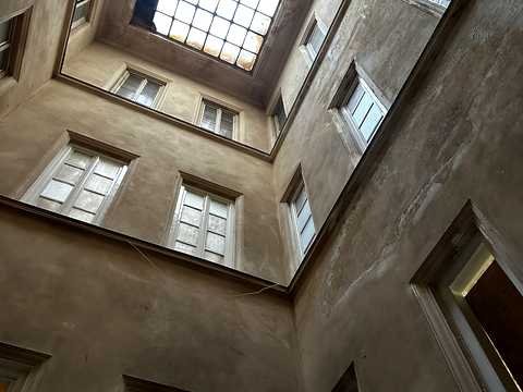 квартира за адресою Ярослава Стецька вул. (Добролюбова), 11