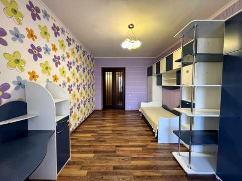 квартира по адресу Независимой Украины ул. (40 лет Советской Украины), 82