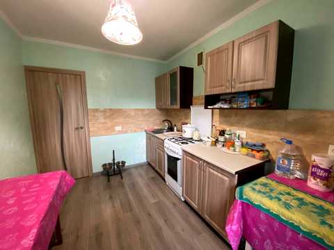 квартира за адресою Молодіжна вул., 64