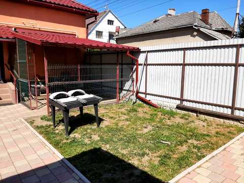 будинок за адресою Карпатської України вул. (Юрія Гагаріна)