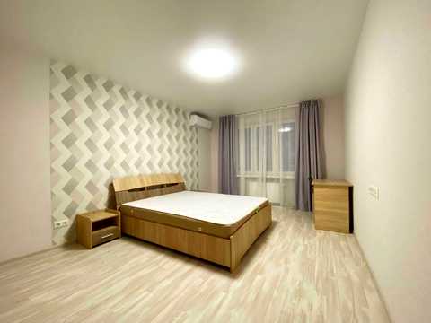 квартира за адресою Сергія Данченка вул., 28