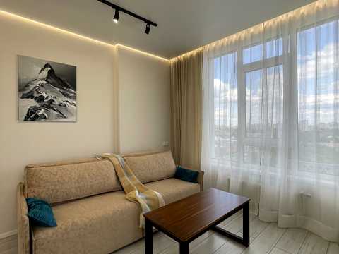 квартира за адресою Любомира Гузара просп. (Космонавта Комарова), 9б