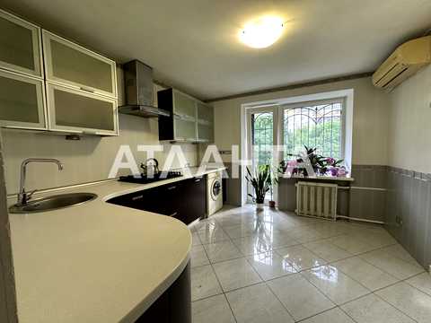квартира за адресою Педагогічна вул., 18
