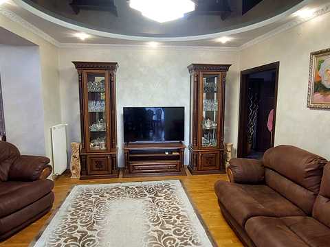 квартира за адресою Слобідська вул., 5