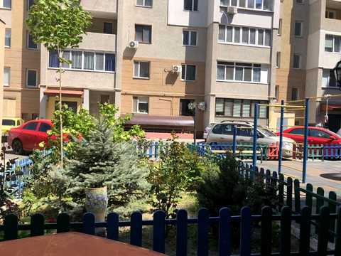 квартира за адресою Маршала Жукова, 1