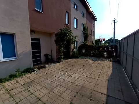 будинок за адресою Центральна вул.
