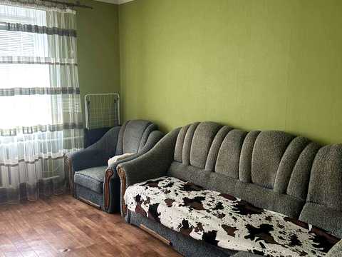 квартира за адресою Героїв Крут вул. (60 років СРСР), 11
