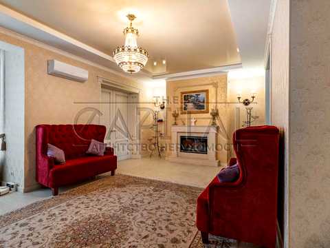 дом по адресу Броварський