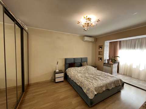 квартира за адресою Миколи Закревського вул., 77