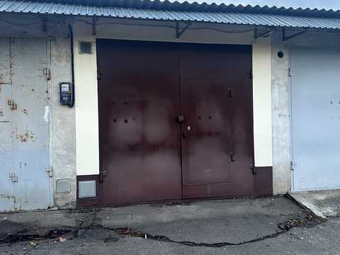 комерційна за адресою Водопровідна вул., 48