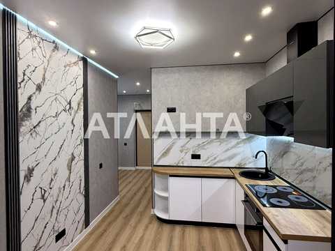 квартира за адресою Євгена Чикаленка вул., 81