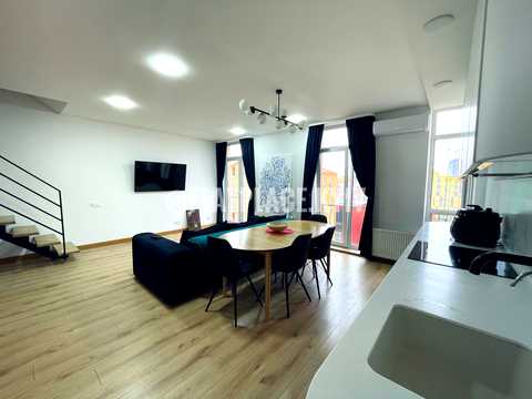 квартира за адресою Регенераторна вул., 4/5к