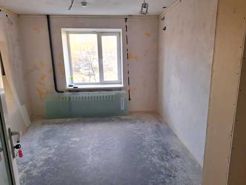 комерційна за адресою Київ, Борщагівська вул., 145