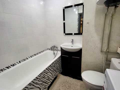 квартира за адресою Федора Ернста, 6