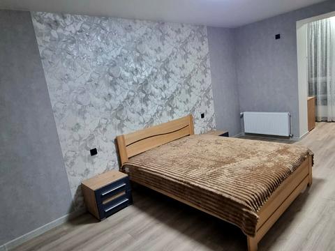 квартира по адресу Домбровського ул., 3