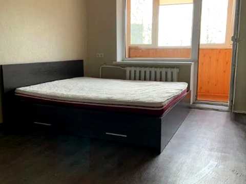 квартира за адресою Симиренка вул.