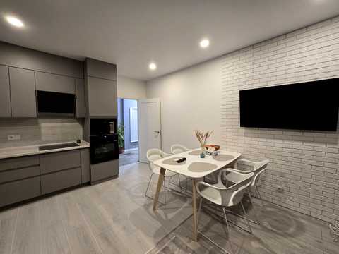 квартира за адресою Метрологічна вул., 15