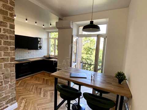 квартира за адресою Пирогова вул., 2