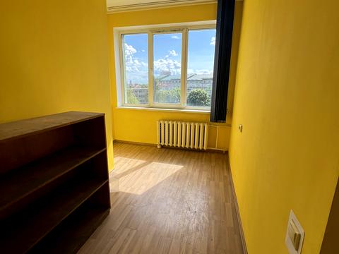комерційна за адресою Зелена вул., 131