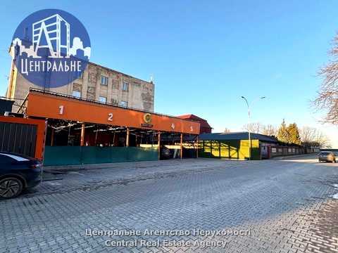 комерційна за адресою Чернівці, Руська вул., 242