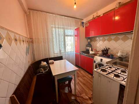 квартира за адресою Братиславська вул., 40-А