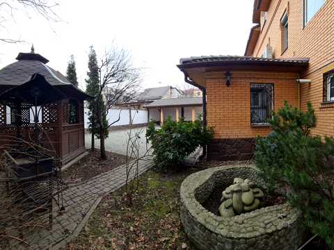 дом по адресу Куп'янська ул., 38