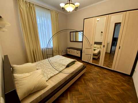 квартира по адресу Ивана Мазепы ул. (Січневого Повстання), 3