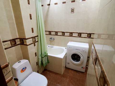 квартира за адресою Почайнинська вул., 45/48