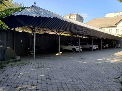 комерційна за адресою Богдана Хмельницького просп. (Героїв Сталінграда), 38а