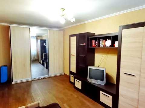 квартира за адресою Олександра Довгача вул. (Стаханівців), 9