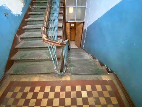 комерційна за адресою Петра Олійника вул. (Валентина Ларіонова), 48