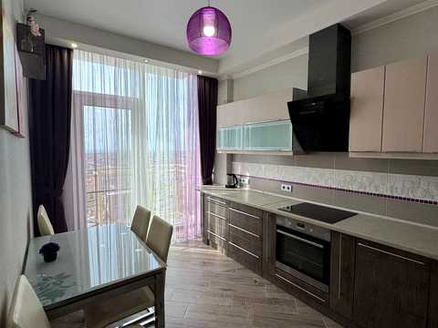 квартира за адресою Перлинна вул., 1а