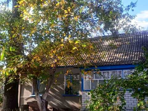 будинок за адресою Квітнева