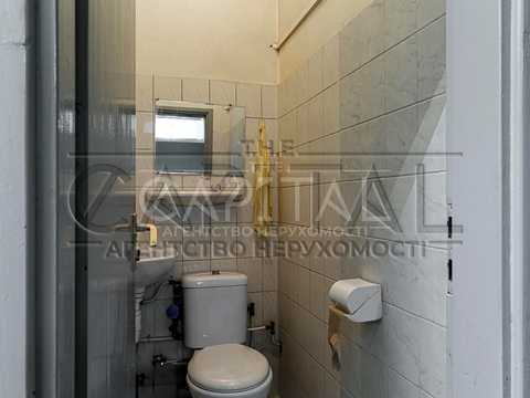 комерційна за адресою Івана Пулюя вул., 1