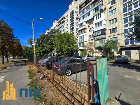 квартира за адресою Братиславська вул., 26