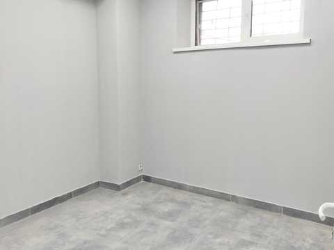 комерційна за адресою Прохоровська вул., 53
