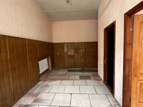 коммерческая по адресу Незалежності просп. (Карла Маркса), 9а