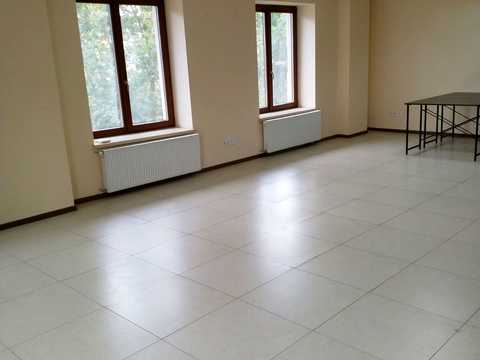 комерційна за адресою Військовий узвіз, 1/3