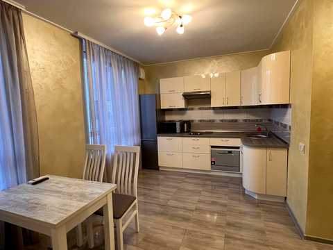 квартира за адресою Салютна вул., 2