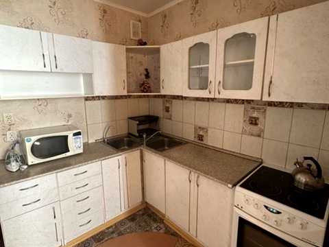 квартира за адресою Прирічна вул., 37