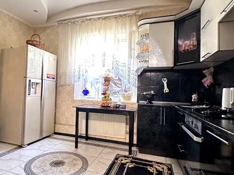 дом по адресу Комарова, 41